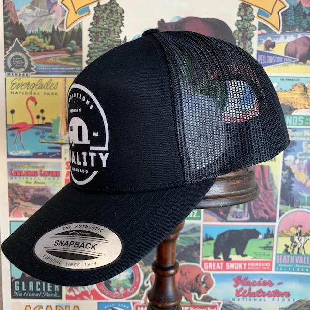 BLACK QRVS ALVARADO ROUND LOGO HAT