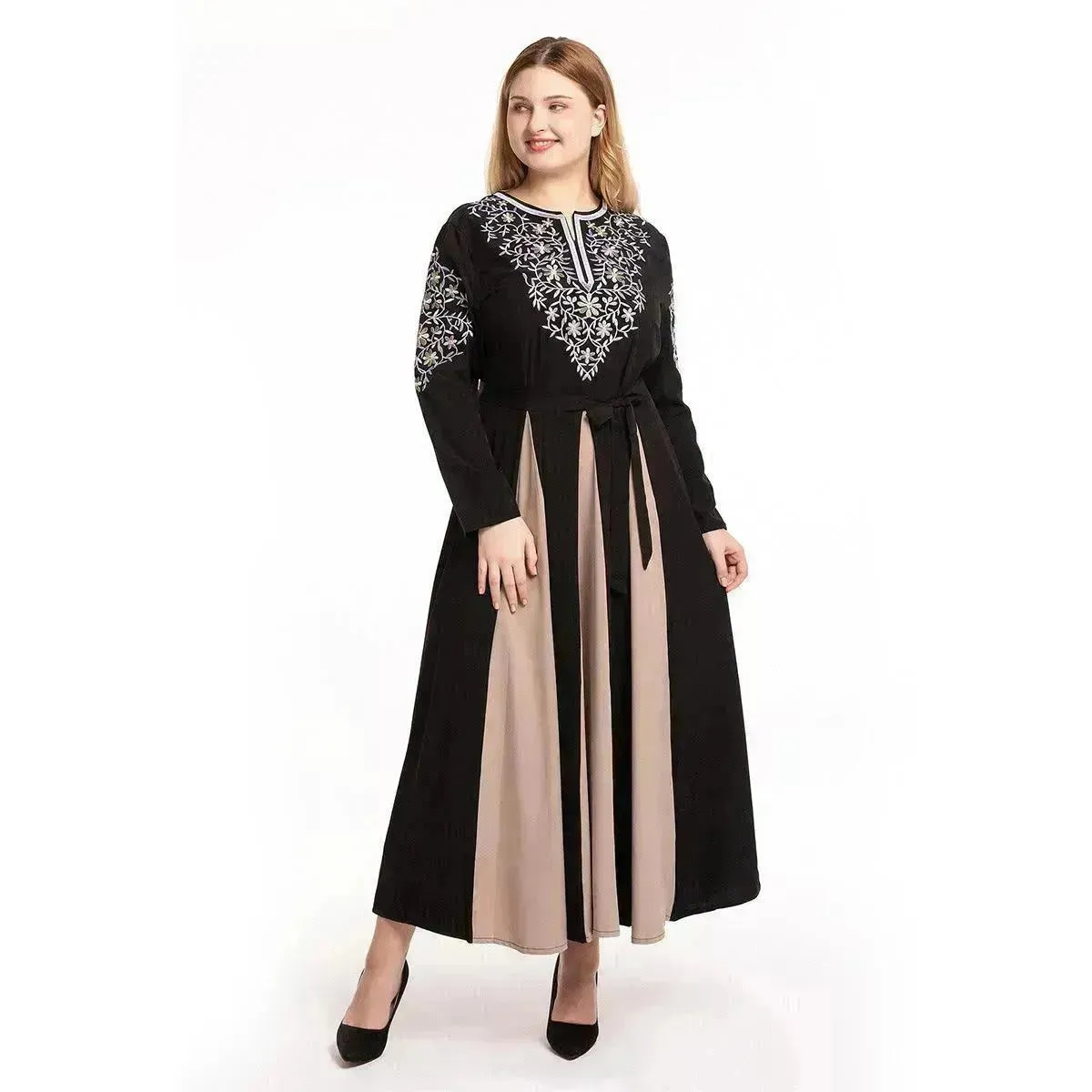 European And American Large Fashion Embroidery Dress
