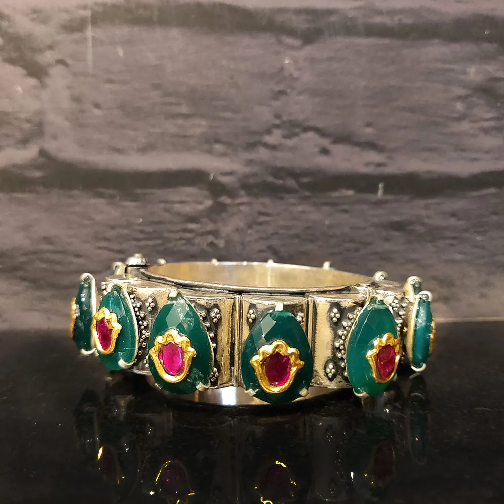 Green And Red Contrast Stone Kada