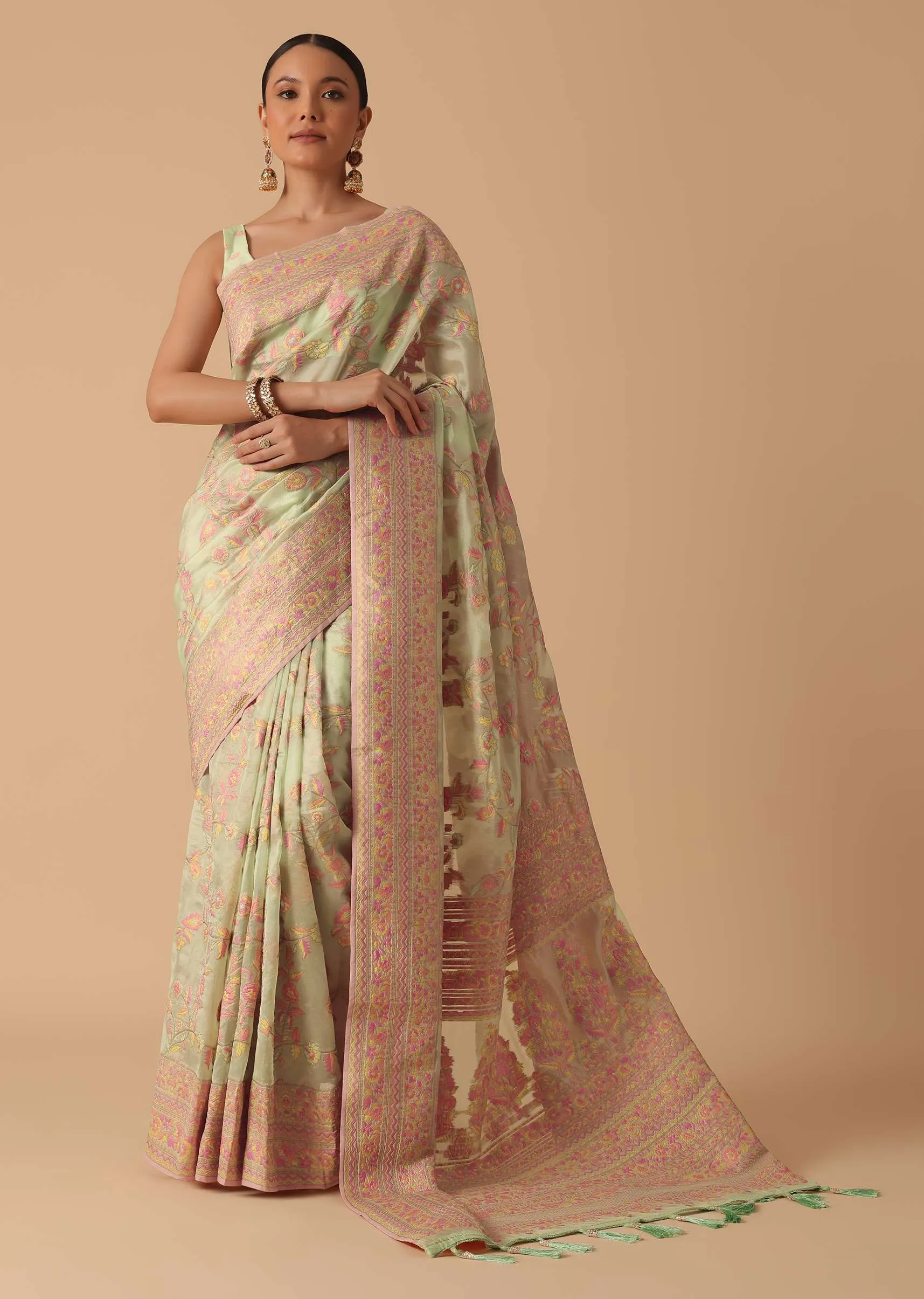 Green Kashmiri Handloom Saree With Thread Work And Unstitched Blouse Piece