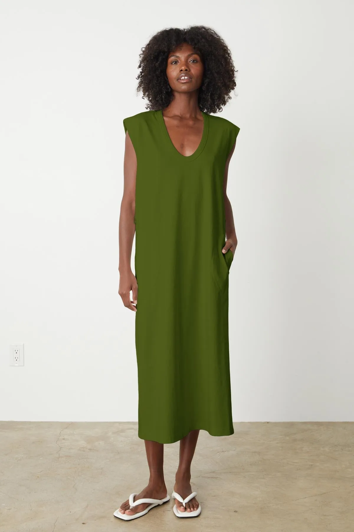MACI SCOOP NECK DRESS
