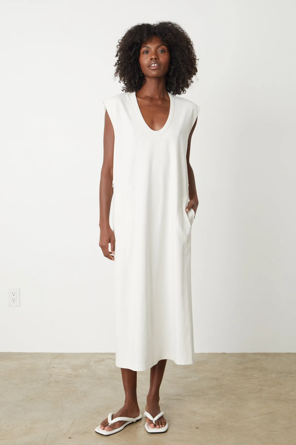 MACI SCOOP NECK DRESS