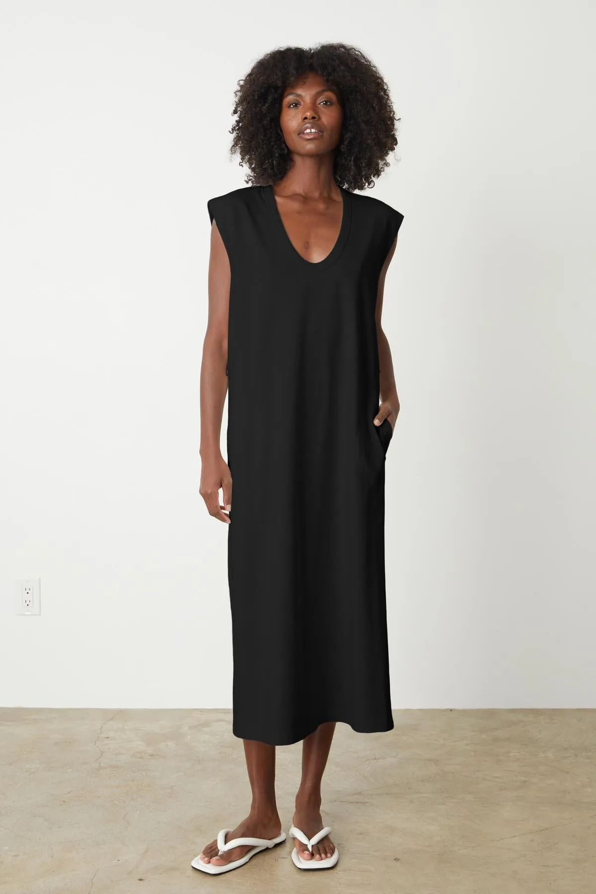 MACI SCOOP NECK DRESS