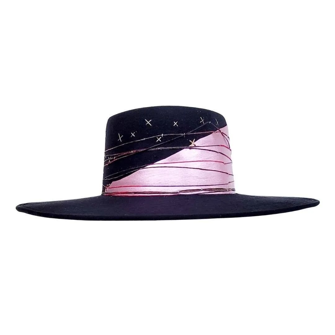 PETRA SAVAGE - ATHENA Women's Telescope Crown Black Hat