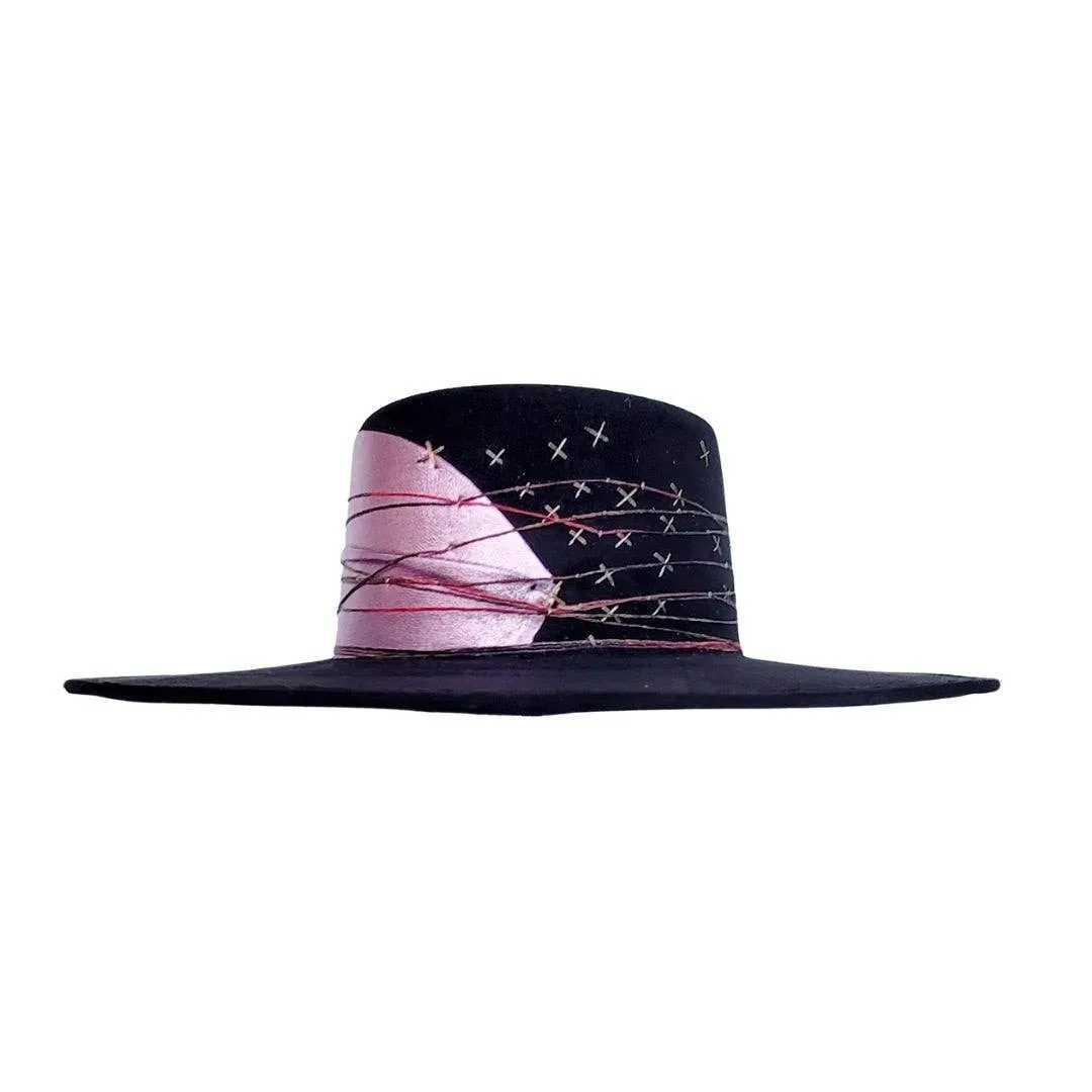 PETRA SAVAGE - ATHENA Women's Telescope Crown Black Hat