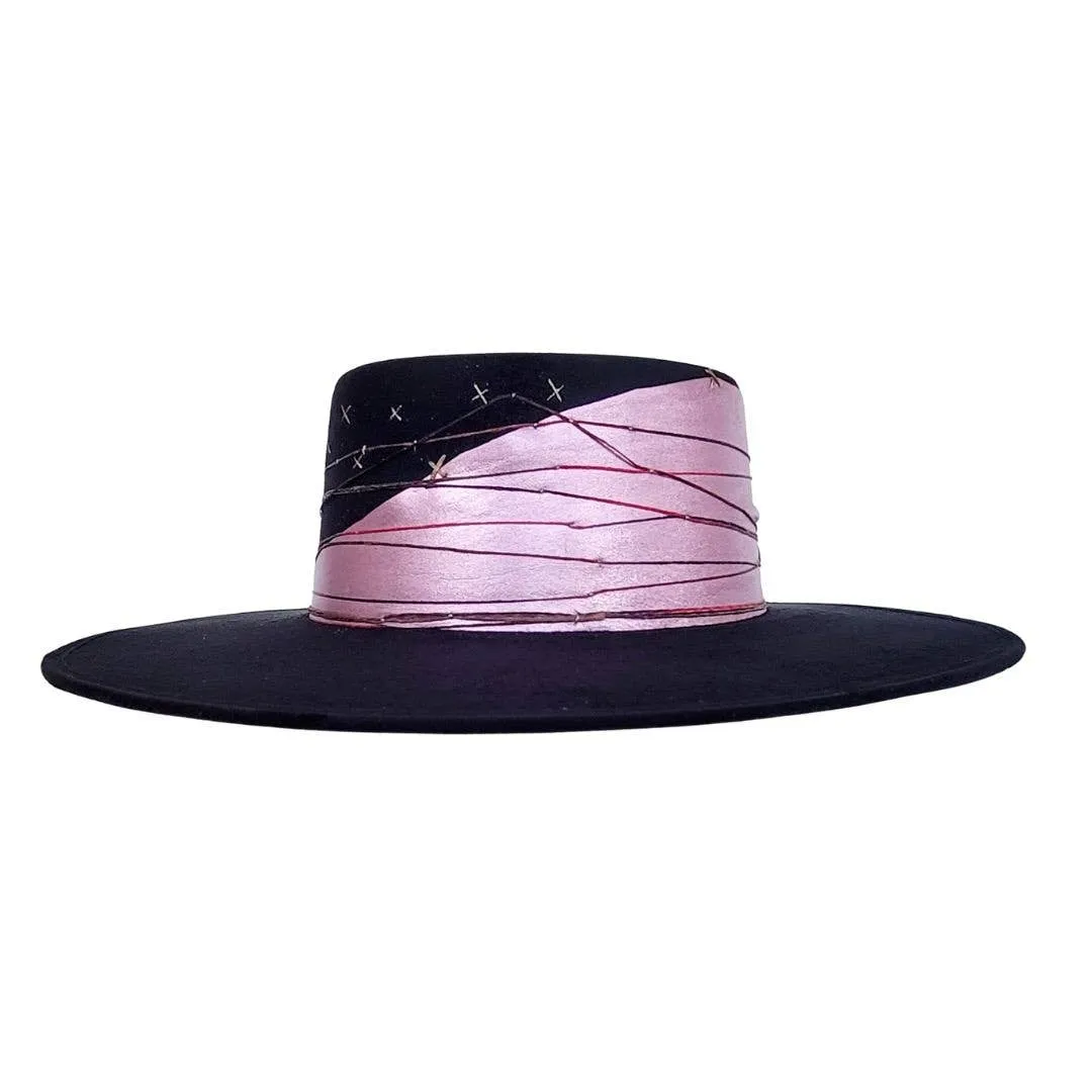 PETRA SAVAGE - ATHENA Women's Telescope Crown Black Hat
